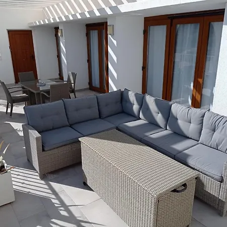 Residencial Del Monte Solo Familias Serviplaya *