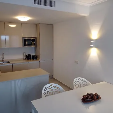 Residencial Del Monte Solo Familias Serviplaya *